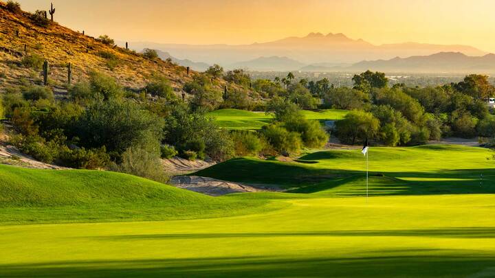 18 @ Aguila Golf Course