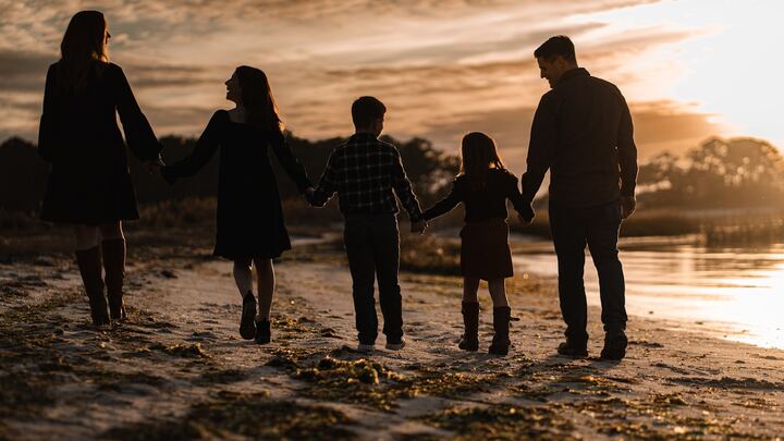 Logo for Parents of Students Proclaiming the Awesome Message Sr.