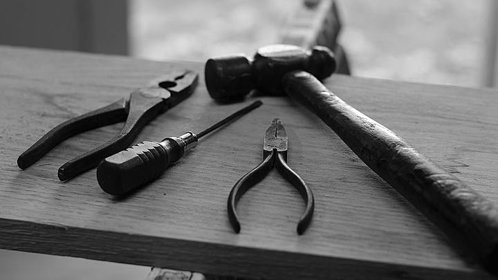 Logo for Handyman Team