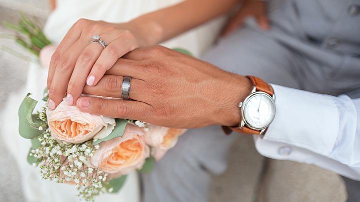 Logo for Fortaleciendo Matrimonios
