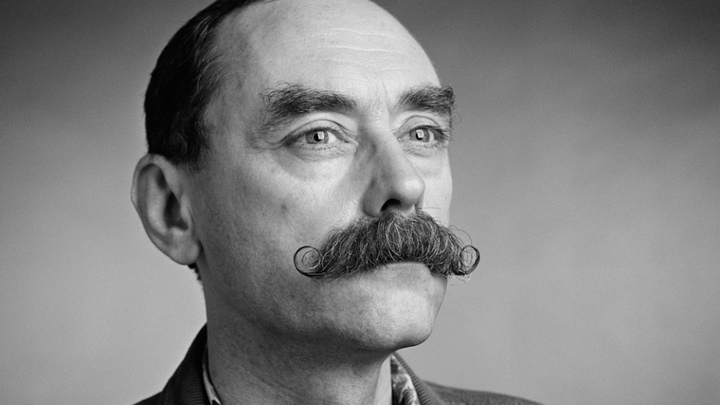 Logo for Mustache Club (men)