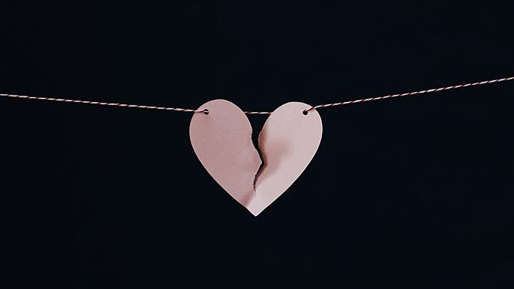 Logo for DivorceCare Leaders