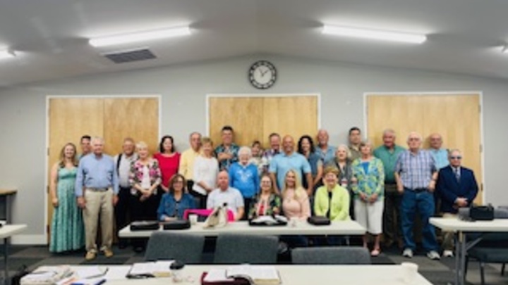 Logo for Spares & Pairs Life Group (Co-ed; Joe Keech & Al Corbett)