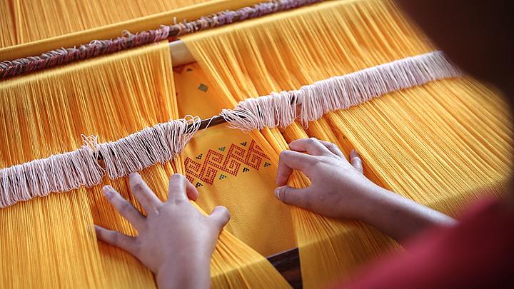 Logo for Dorcas Circle