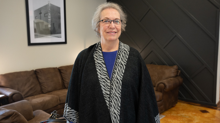 Logo for Single Sisters