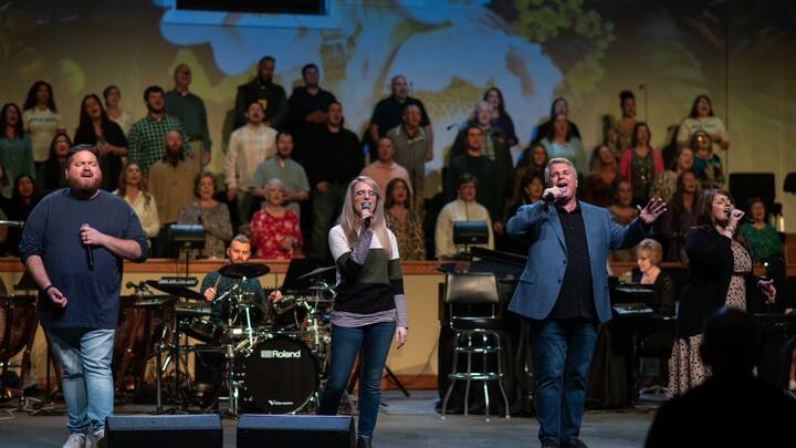 Logo for Worship Choir