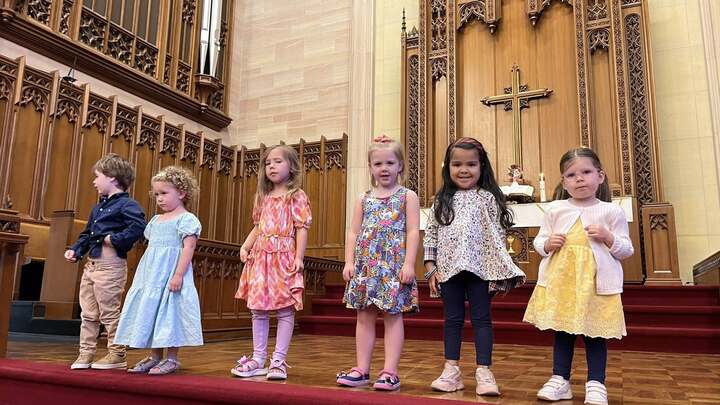 Logo for Kinderchapel Singers