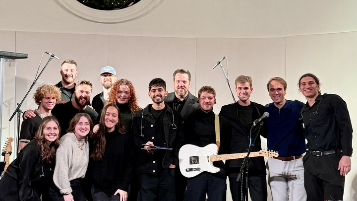 Logo for Worship Team