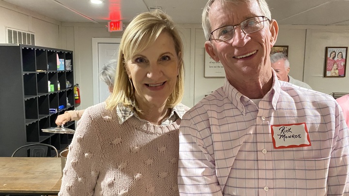 Logo for East | Empty Nesters