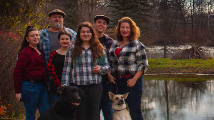 Logo for John & Jamie Albanese - Markle