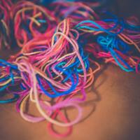 Logo for Loving Ties Quilting Group