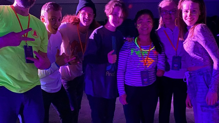 Logo for Youth Parents