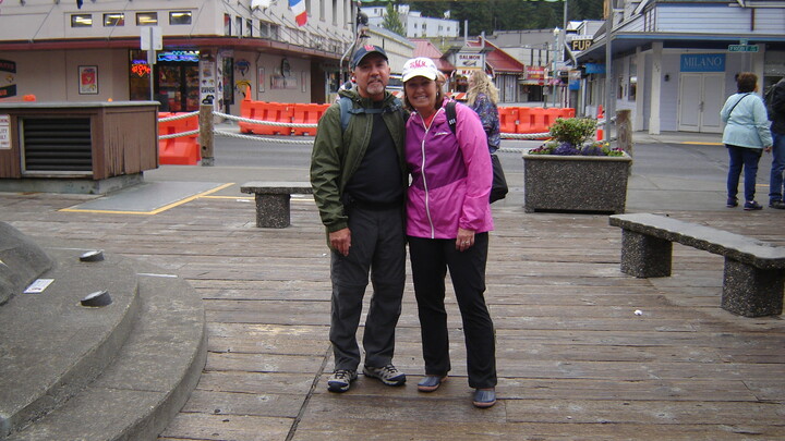 Logo for Mixed Group led by Perry & Susie Mueller