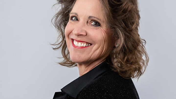 Logo for Deb Prohaska Women's Group