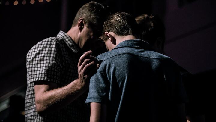 Logo for Men - Prayer & God's Word - Tanner Trephan