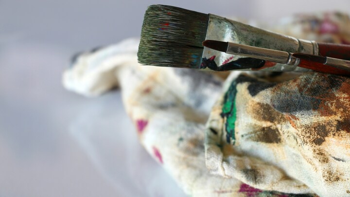 Logo for Visual Artist Community