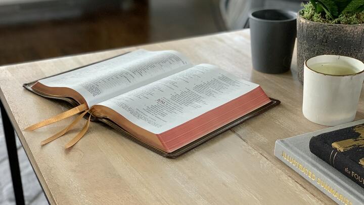 Logo for Thursdays: Bible Study Garver - Visalia (Women)