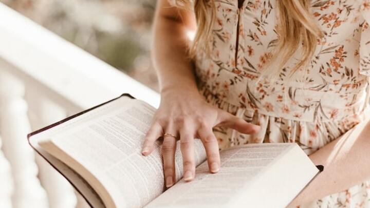 Logo for Law & Bell Life Group - Ladies