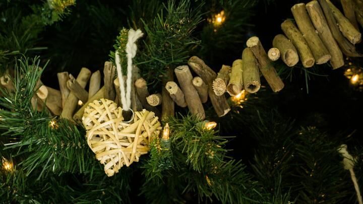 Logo for 爱加倍小组 - Charlotte