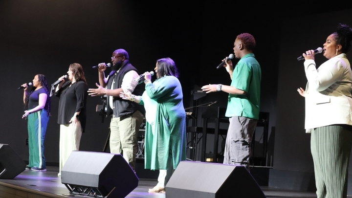 Logo for Praise Team & Band