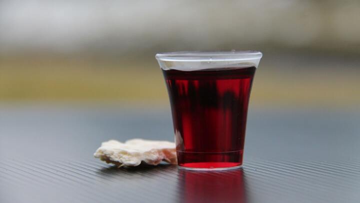 Logo for Communion Team