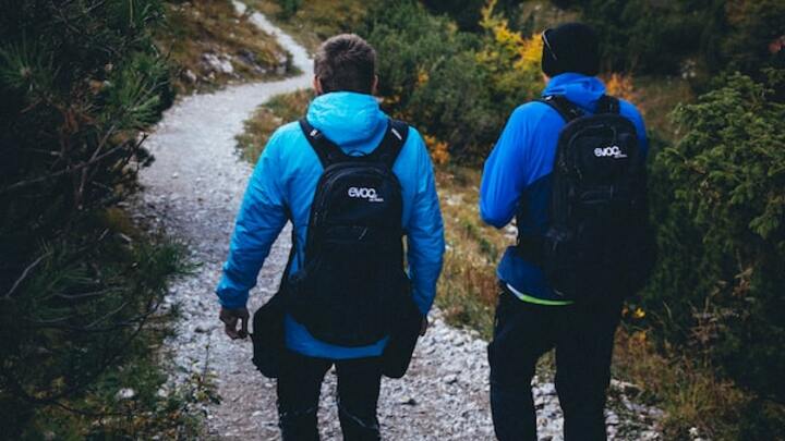 Logo for LifeGroup - Hix