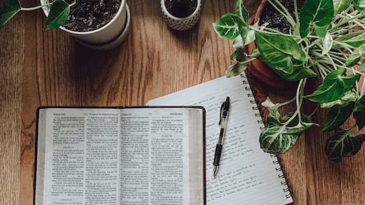 Logo for Hidden Treasures Bible Study