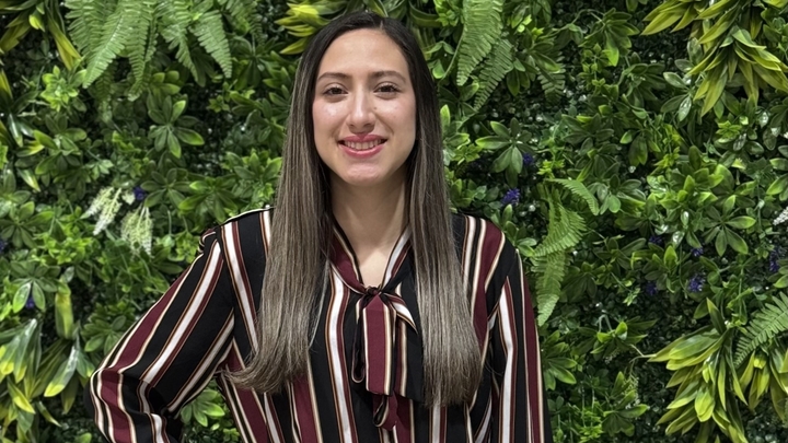 Logo for Emely Antuna: Young Adults/Jovenes Adultos