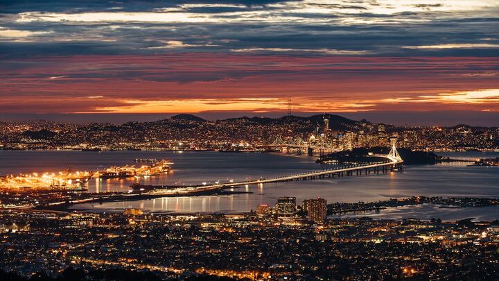 Logo for Oakland (East Bay), Wednesdays