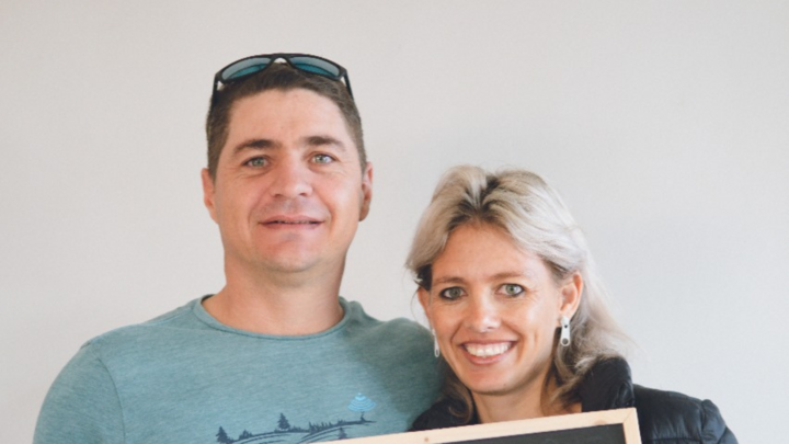 Logo for Wayne & Sammy (MEERENSEE)