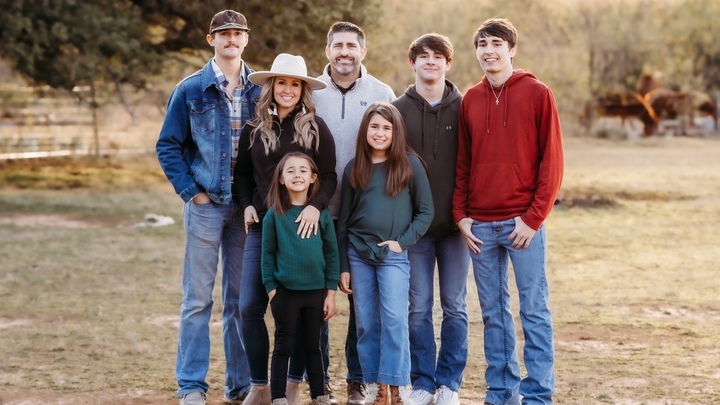 Logo for Brent & Lindsey Hensley