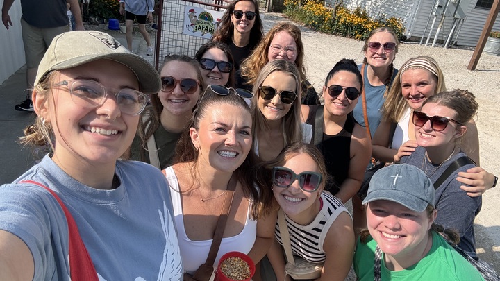 Logo for GROWTH - M Barron's MetroGroup