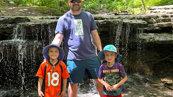 Logo for Marcus Nathan Connect Group :: Northwest