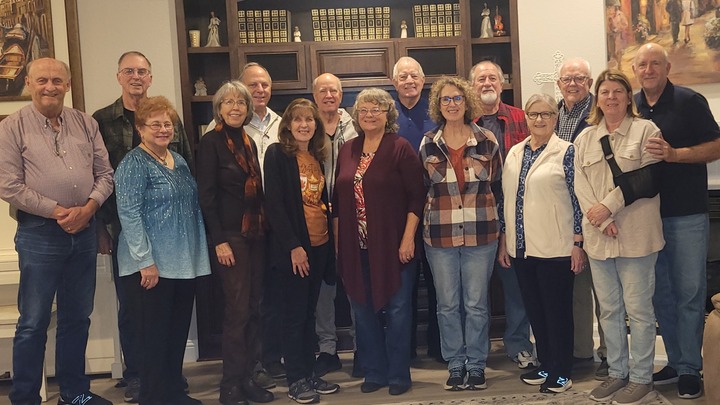 Logo for W9: Lagomarsino/Steen Life Group