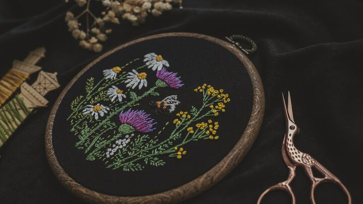 Logo for Crossed Stitching