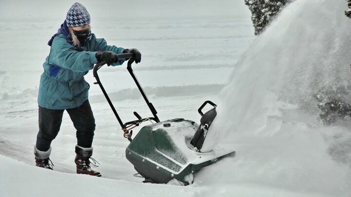 Logo for Snow Clearing Crew