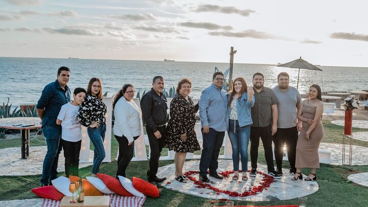 Logo for Grupo Hogar Familia Lozano