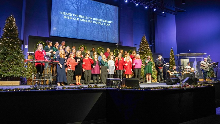 Logo for Crossroads Choir