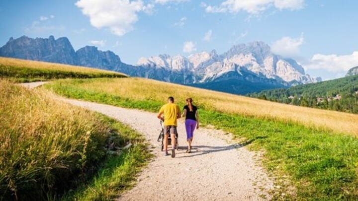 Logo for Common Ground