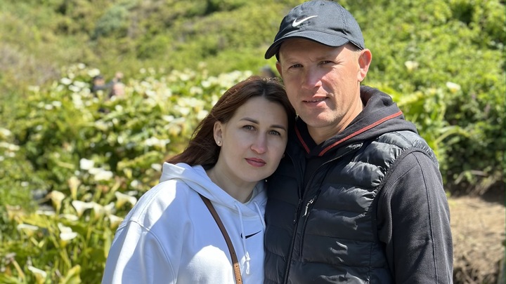 Logo for Oleg & Marina Redich (RU) - Fair Oaks