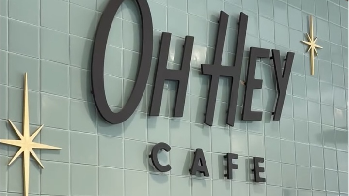 Logo for Oh Hey Cafe' New Mama's Connect