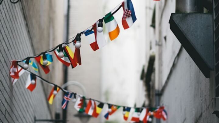 Logo for Mark & Lina's Connect Group