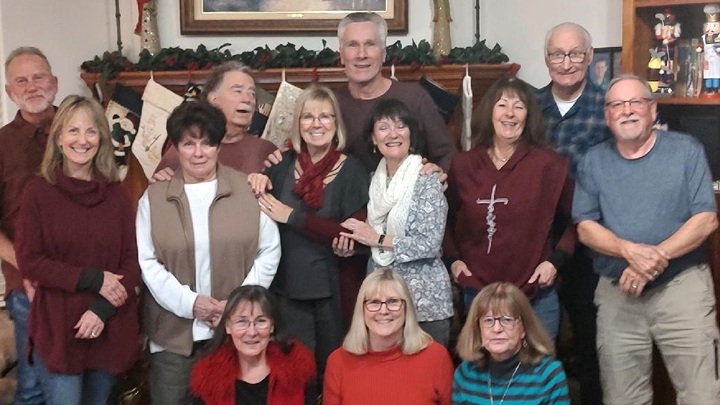 Logo for Ginny Hanson and Sue Hargrave-Benson - Bible Study