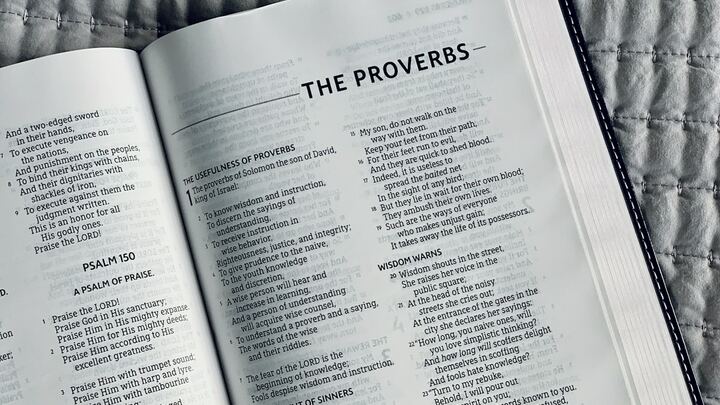 Logo for 3.0 En Persona | Hombres | Estudio de Proverbios | Carlos Poncio, César Sandoval | Miércoles