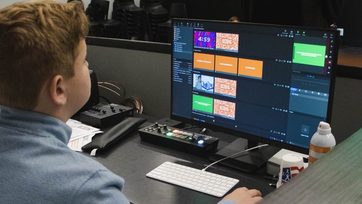 Logo for Youth Creative Academy