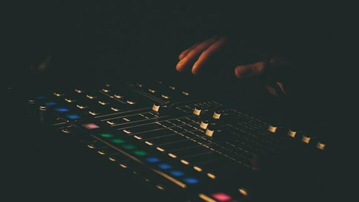 Logo for Switcher Crew