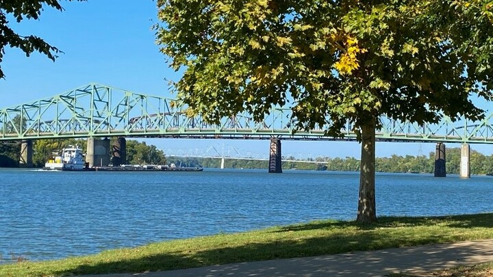 Logo for West Virginia - Parkersburg