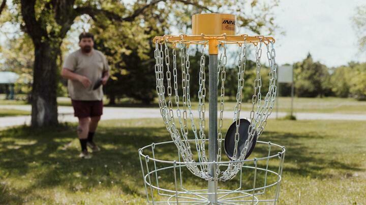 Logo for DISCipleship - Disc Golfing For The Lord