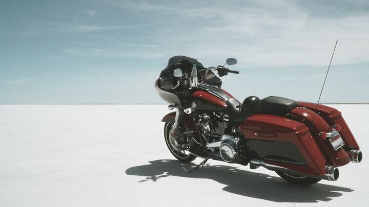 Logo for kører motorcykel