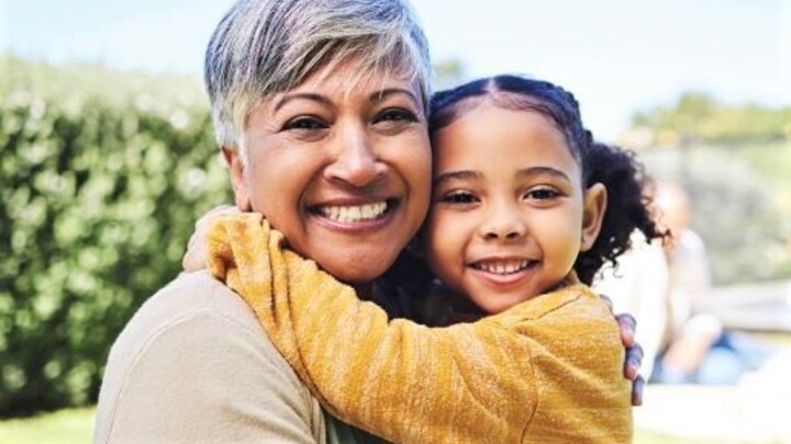 Logo for Glammas in Prayer | Online